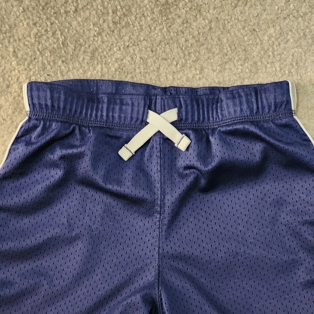 Carter's Navy Blue And White Stripe Mesh Shorts Size 7